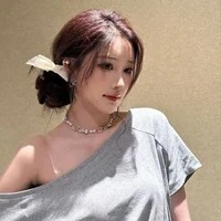 Châu Thi Vũ ( Nàng)