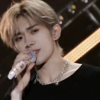 Dịch Dương Thiên Tỉ