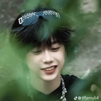 Trần Dịch Hằng_anh