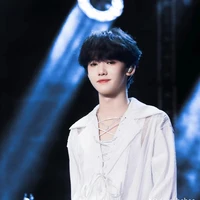 Trương Dịch Nhiên
