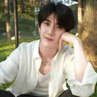 Sea Tawinan - 25 tuổi