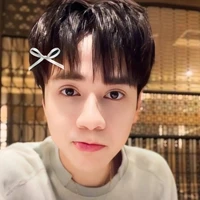 lê Quang Hùng (phone)