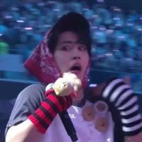 Nhỏ tgiả tên Hannie👽