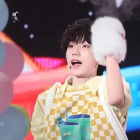 Nhiếp Vĩ Thần_hắn