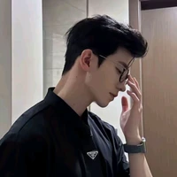 Hoàng Gia Minh(ba của Bảo, Duy) 