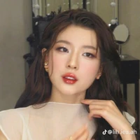 Nguyễn Lê Diễm Hằng (lammoon)