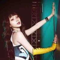 Mỹ mỹ-chị mỹ-