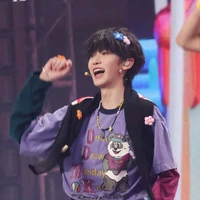 Tả Kỳ Hàm - cậu -