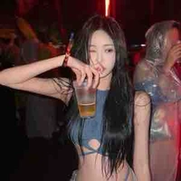 Lư Tuệ Mẫn-24 tuổi