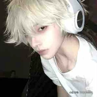 Từ Đổng  Giang-20 tuổi