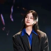 Viên nhất kỳ [ nàng ]