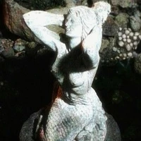 Tượng người cá