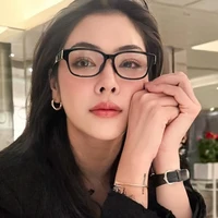 Faye [ chị hai nhà Waraha ]