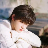 Tống Á Hiên