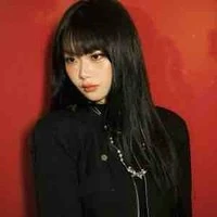 Nguyễn Lê Ngọc Ánh Sáng-Aza