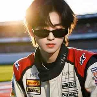 Tả Kỳ Hàm_cậu