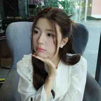 Diễm Hằng / Lamoon.