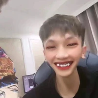 Phạm Vũ Hoài Nam❀Red