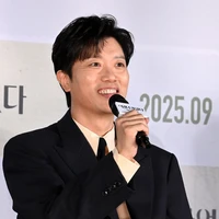 park hee soon
