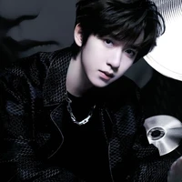 Hạ Tuấn Lâm _ T