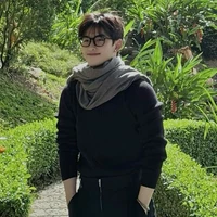 Hùng Huỳnh