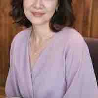 Phạm Mình Hương(mẹ anh)