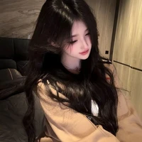 Tần Thùy Quyên - cô
