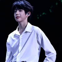 Trần Dịch Hằng-H²