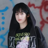 Dương Hàm Bác-B