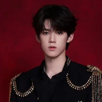 Quan Tuấn Thần anh¹