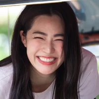 Lingling(chị)