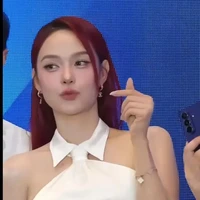 Lê ngọc minh hằng(heo hồng)