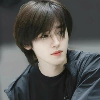 Tống Á Hiên