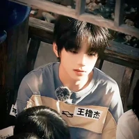 Vương Lỗ Kiệt _anh