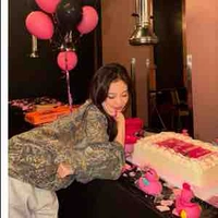 Kim Jennie _ Chị