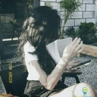 trần mai ánh (mẹ anh )