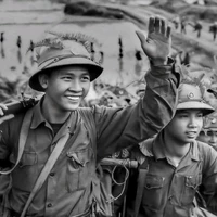 Anh Hùng Việt Nam