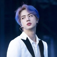 Kim soek - Jin ( mẹ hắn) 