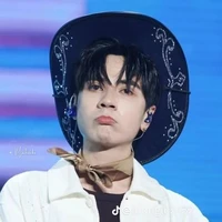 lê quang hùng(phone)