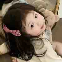 Hoàng Anh Ngọc - Bơ