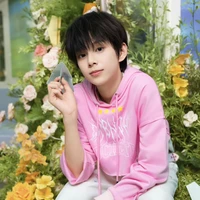 Trần Tư Hãn_em⁴