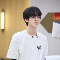 Tả Hàng_cậu