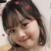 Tần Mai Hồng Chi-4 tuổi