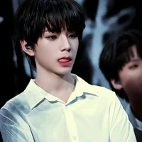 Vương Lỗ Kiệt _ Anh ta 