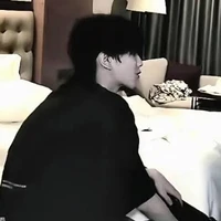 Tả Kỳ Hàm " hắn "