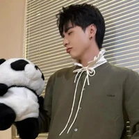 Lê Quang Hùng. - em