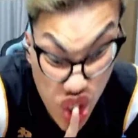 kẻ thống trị cốt truyện