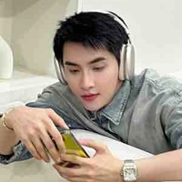 Hùng Huỳnh