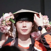 Son Siwoo < Lehends >