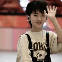 Tả Kỳ Hàm(lúc bé )